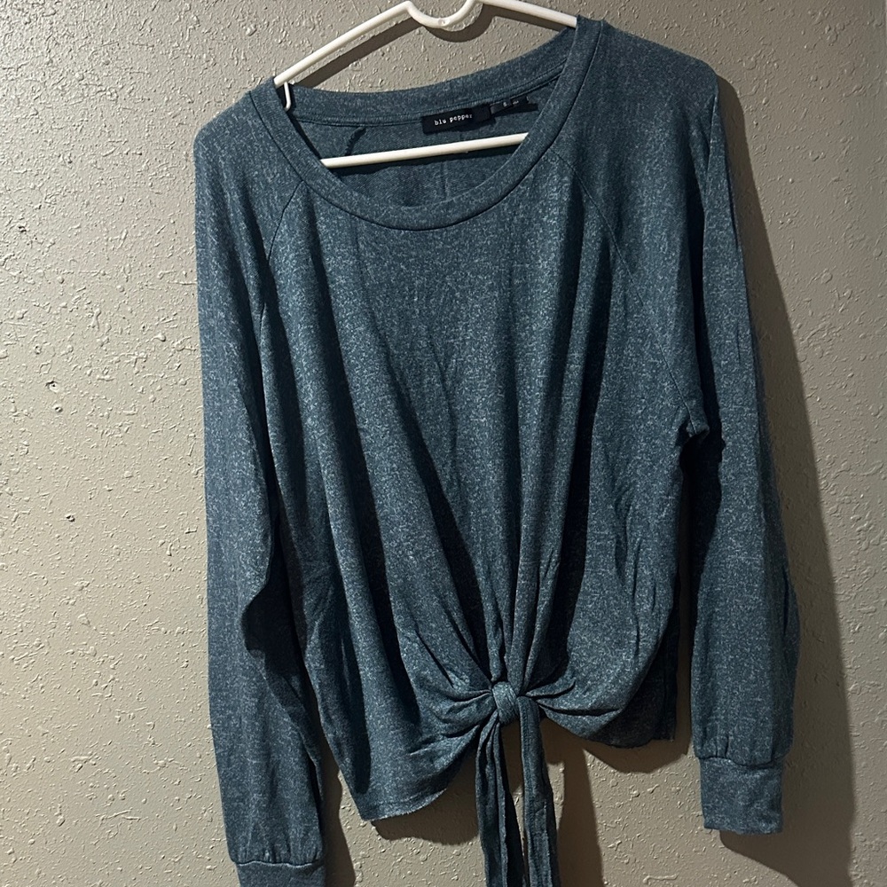 Blu pepper Tie-Front Long Sleeve Top